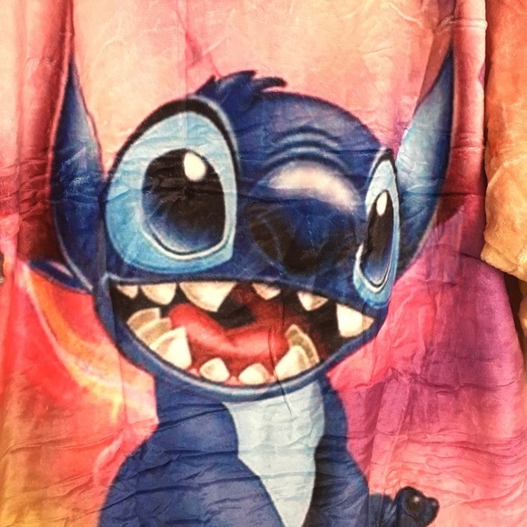 Disney Lilo & Stitch COMFY Wearable Blanket Hoodie Unisex Sz M Blue Yellow Pink - Picture 10 of 12